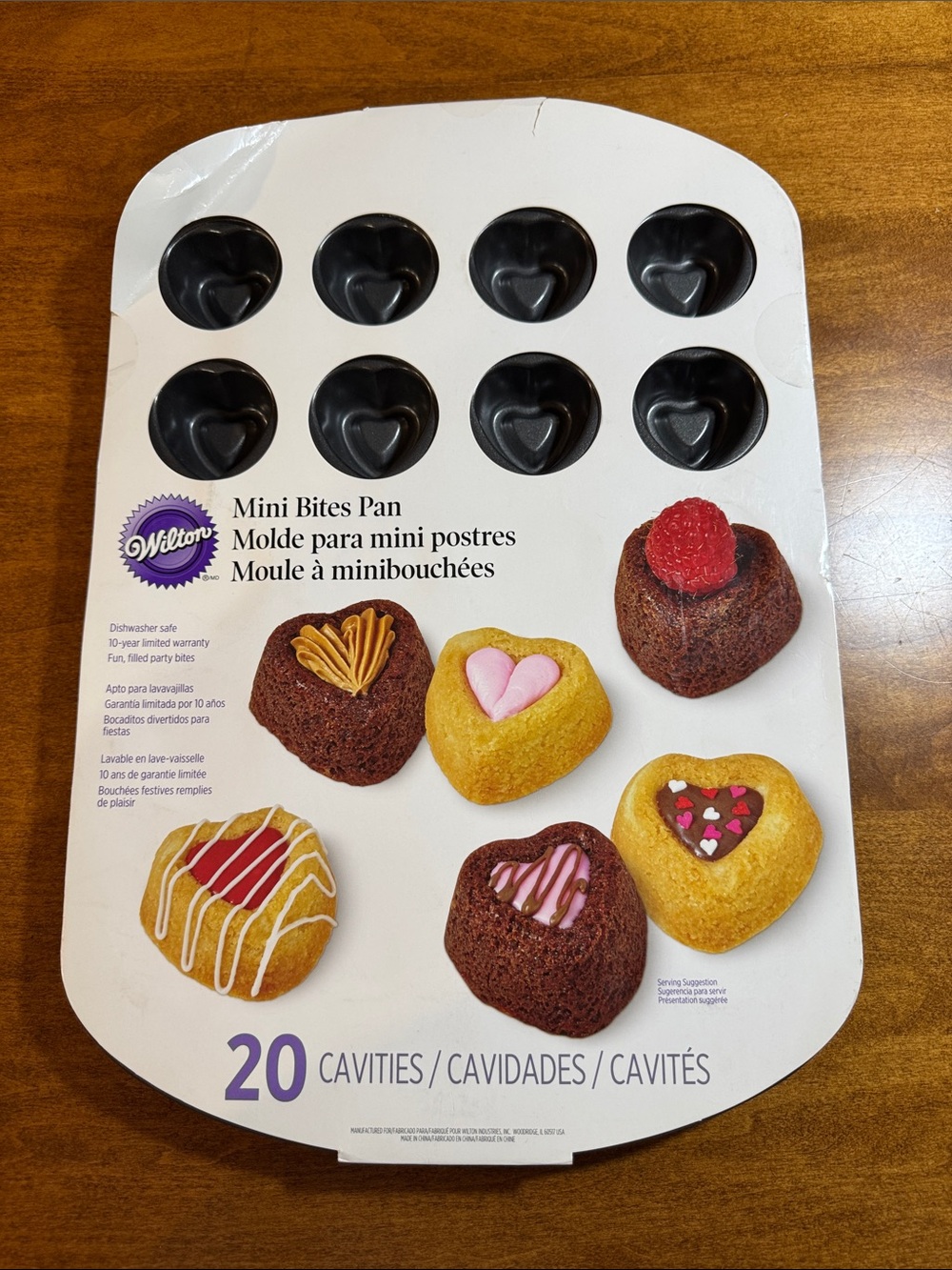 Wilton Heart-Shaped Mini Bites Pan in Black and White